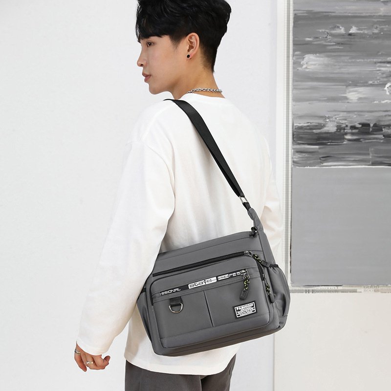 Men's Messenger Bag Crossbody  - đánh giá và giá Leather Work Japan