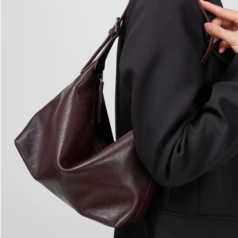 Genuine Leather Underarm Bag f - đánh giá và giá Leatherwork Logo